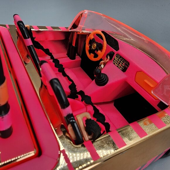 LOL OMG Car Speedmatic Cruiser 2019 MGA Pink Gold BB Vehicle - Picture 9 of 14